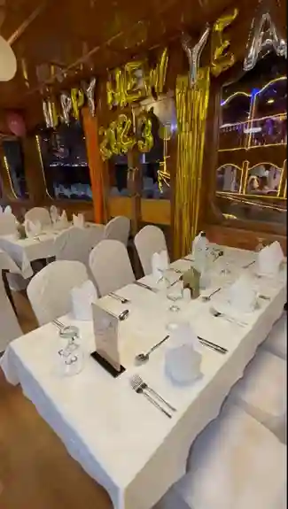 New year’s Eve dinner cruise dubai celebration hall at dhow cruise party